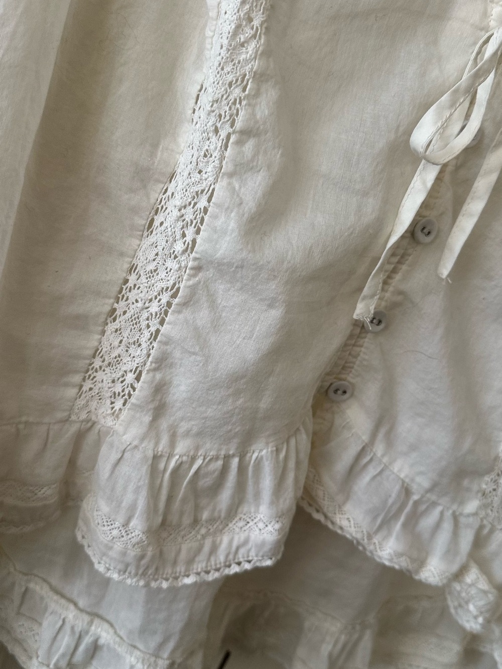 Torrid Festi Bohemian/Cottage Core Cream Ruffle Peasant Blouse - Picture 3 of 10